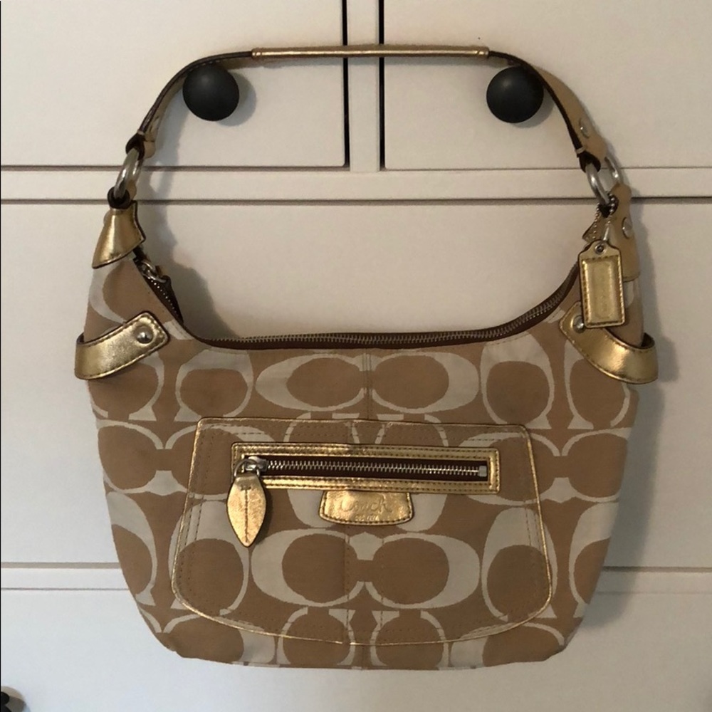Coach Shoulder Bag